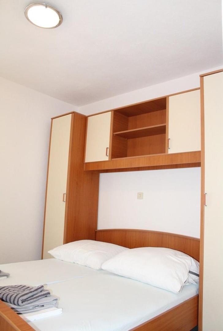 Apartment Bajuti Primošten Extérieur photo